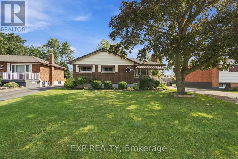 8800 Champlain Drive, Niagara Falls (Chippawa), Ontario, L2G6Y6, Niagara Falls (Chippawa), Ontario — photo 1 of 5