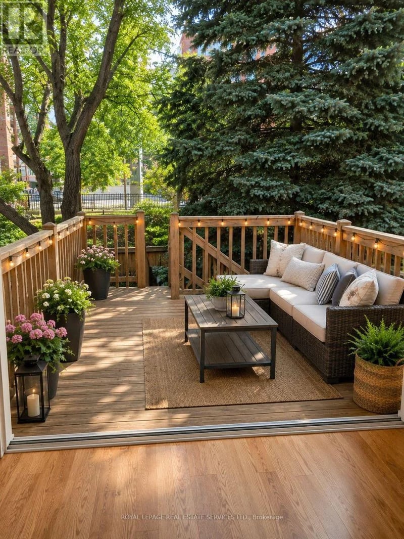 #67 1575 South Parade Court, Mississauga (East Credit), Ontario, L5M6E9, Mississauga (East Credit), Ontario — photo 1 of 5