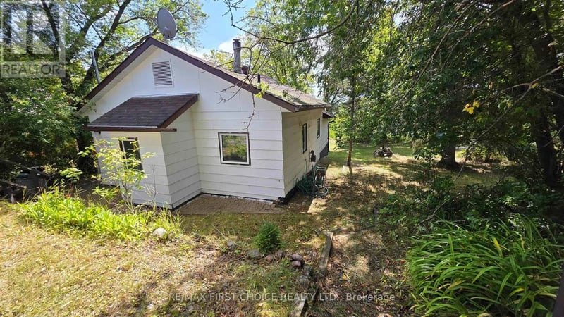 335 Govt road Road, Kenora (Keewatin), Ontario, P0X1C0, Kenora (Keewatin), Ontario — photo 1 of 5