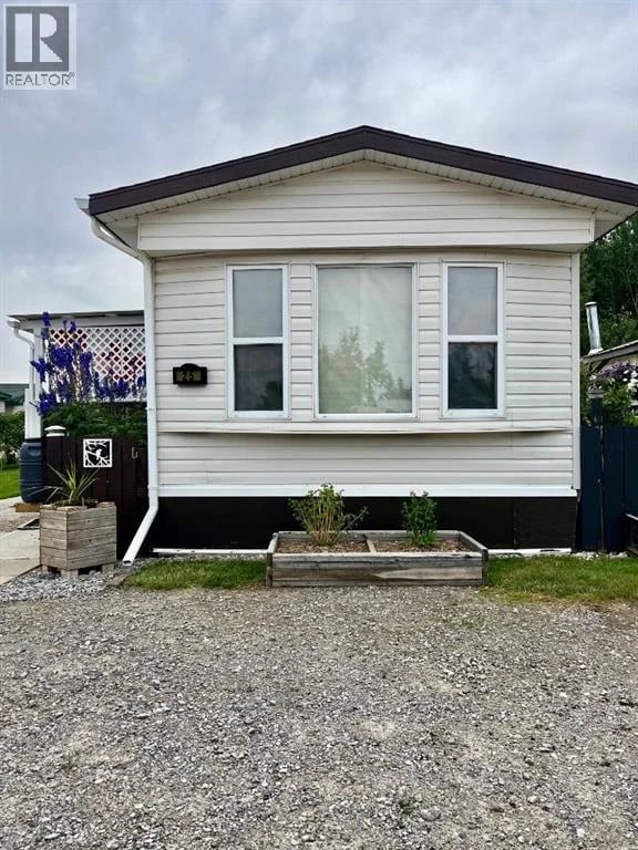 5235 50 Street, Caroline, Alberta, T0M0M0, Caroline, Alberta — photo 1 of 5