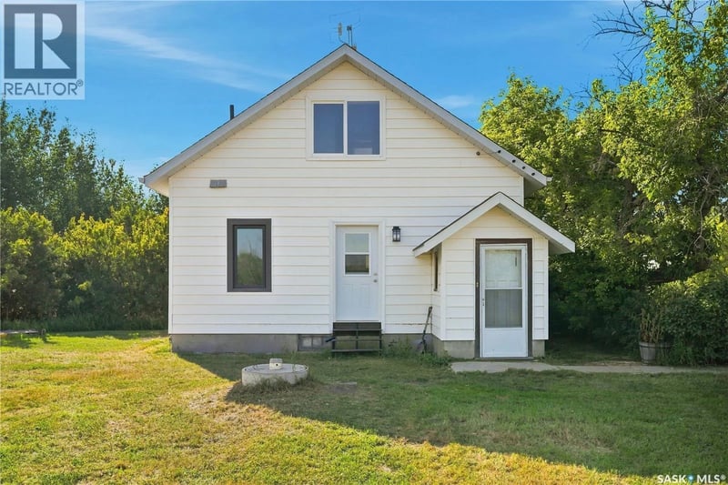 Grant Acreage, Langham, Saskatchewan, S0K2L0, Langham, Saskatchewan — photo 1 of 5