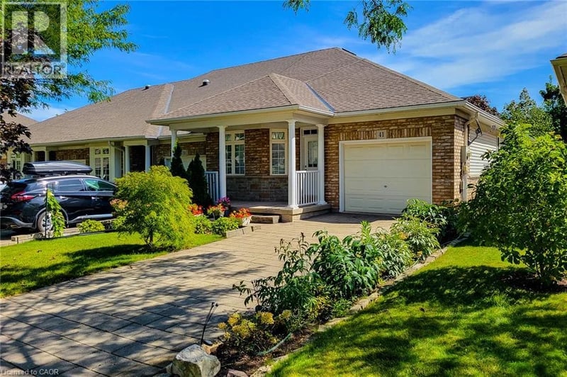 41 VINTNERS Lane, Grimsby, Ontario, L3M5N7, Grimsby, Ontario — photo 1 of 5