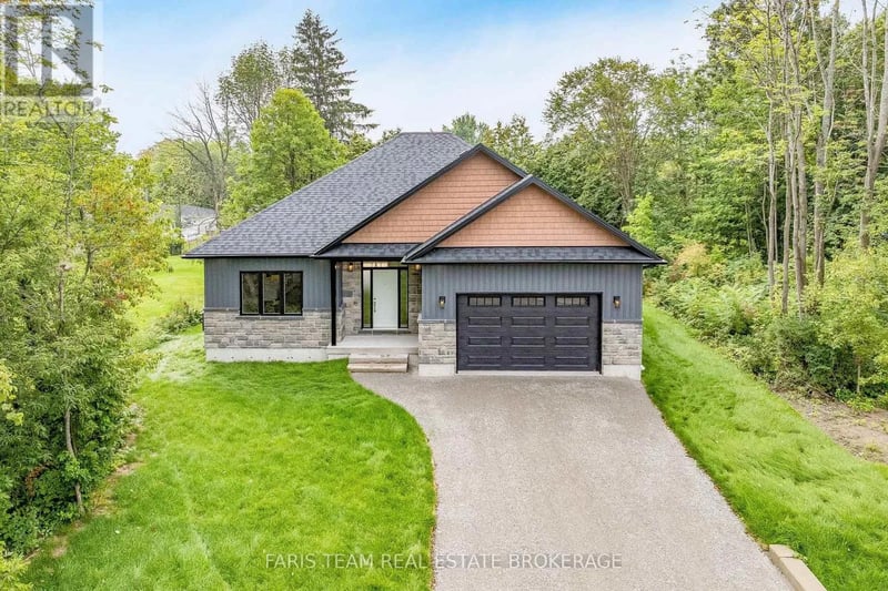 45 Sheppard Street, Severn (Coldwater), Ontario, L0K1E0, Severn (Coldwater), Ontario — photo 1 of 5