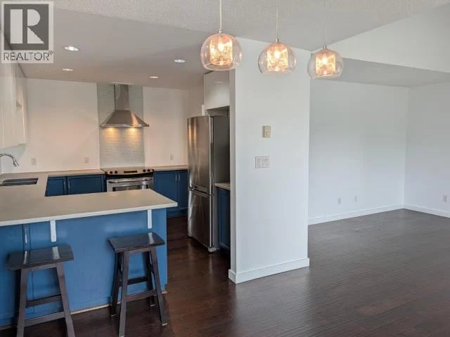 305-4580 JOYCE AVE, Powell River, British Columbia, V8A3A9, Powell River, British Columbia — photo 1 of 5