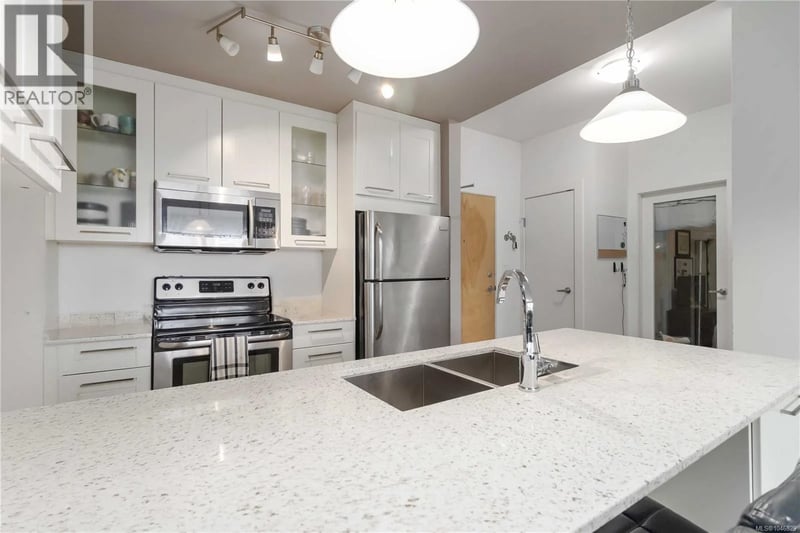 #420 2871 Jacklin Road, Langford, British Columbia, V9B0P3, Langford, British Columbia — photo 1 of 5