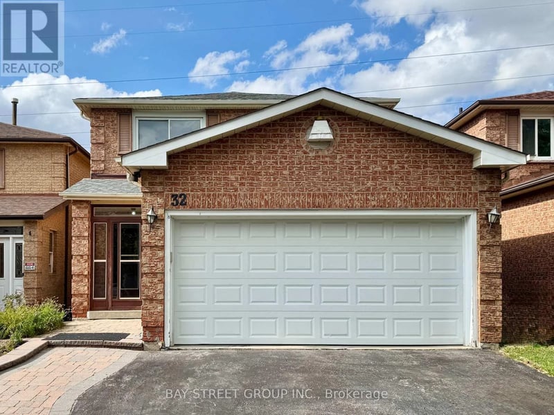 32 Perthshire Street, Toronto (L'Amoreaux), Ontario, M1V3A9, Toronto (L'Amoreaux), Ontario — photo 1 of 5