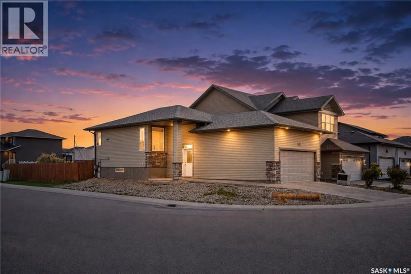 4573 Padwick ROAD, Regina, Saskatchewan, S4W0C3, Regina, Saskatchewan — photo 1 of 5