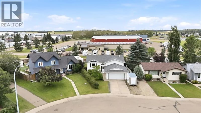 4307 57 Avenue, Innisfail, Alberta, T4G1K7, Innisfail, Alberta — photo 1 of 5