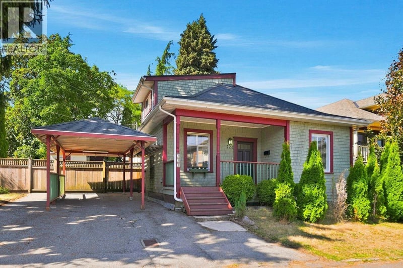 223 MANITOBA Street, New Westminster, British Columbia, V3L1J3, New Westminster, British Columbia — photo 1 of 5