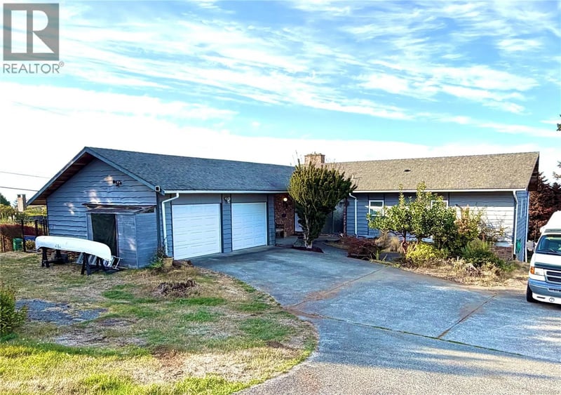 5400 Entwhistle Drive, Nanaimo, British Columbia, V9V1H2, Nanaimo, British Columbia — photo 1 of 5