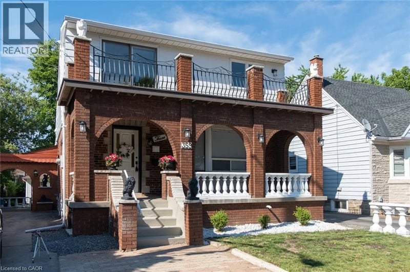 #Upper 359 QUEENSDALE Avenue East, Hamilton, Ontario, L9A1L5, Hamilton, Ontario — photo 1 of 5