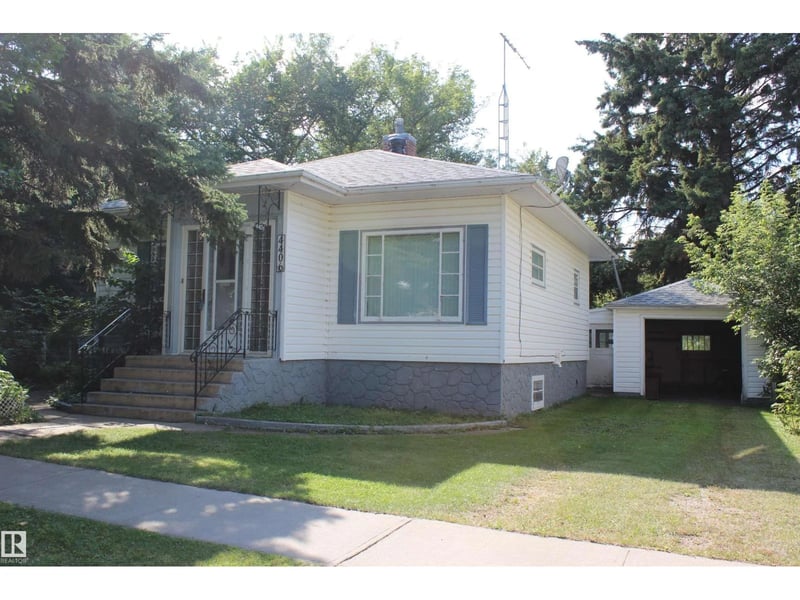 4406 49A ST, Vegreville, Alberta, T9C1M7, Vegreville, Alberta — photo 1 of 5