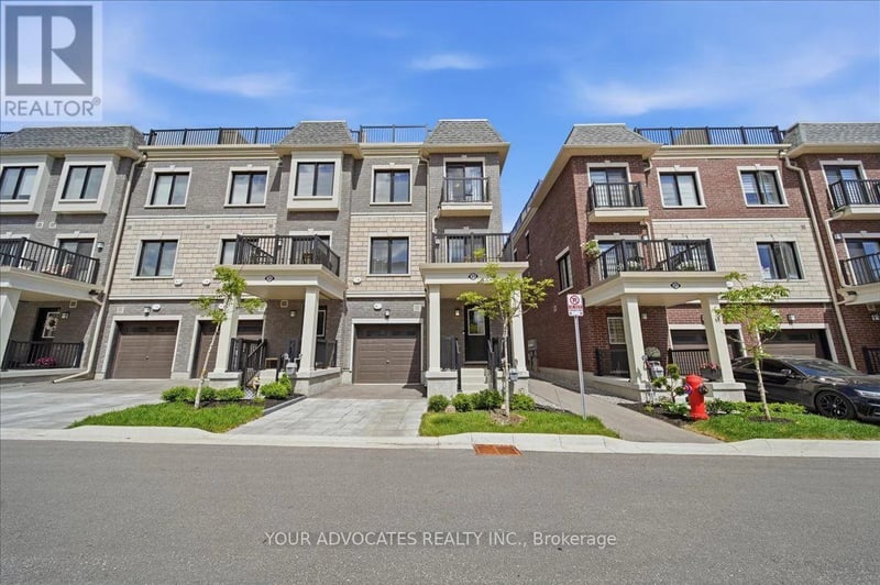 31 Nordic Lane, Whitchurch-Stouffville (Stouffville), Ontario, L4A4W8, Whitchurch-Stouffville (Stouffville), Ontario — photo 1 of 5