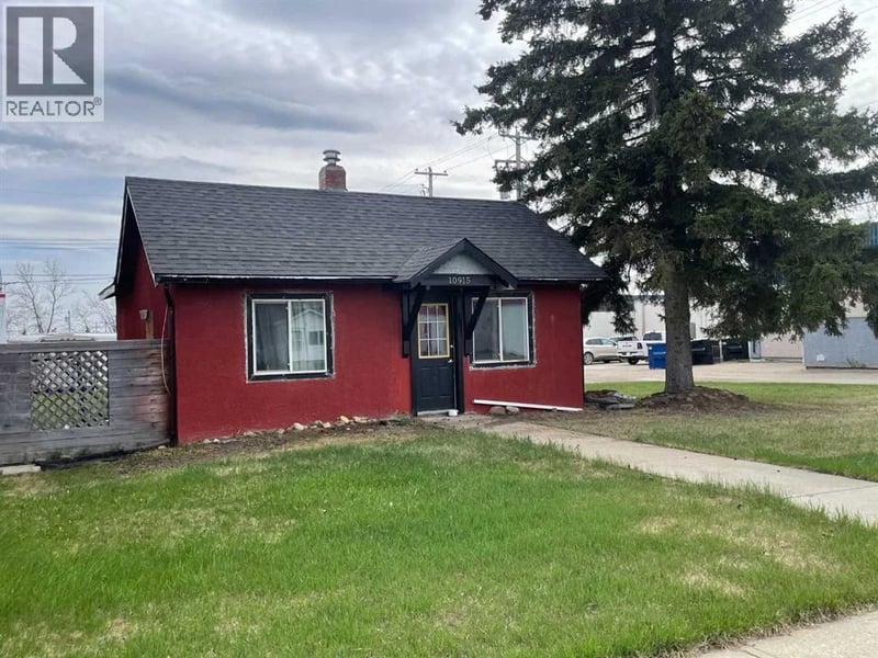 10915 104 Ave Avenue, Fairview, Alberta, T0H1L0, Fairview, Alberta — photo 1 of 5
