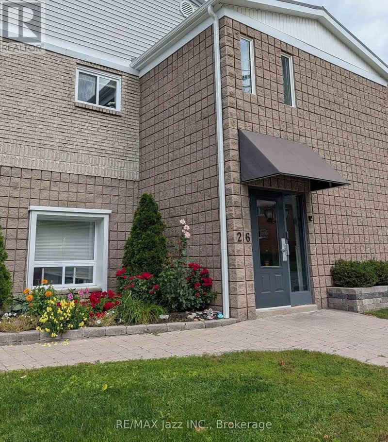 #106 26 Spencer Street East, Cobourg, Ontario, K9A1C2, Cobourg, Ontario — photo 1 of 5