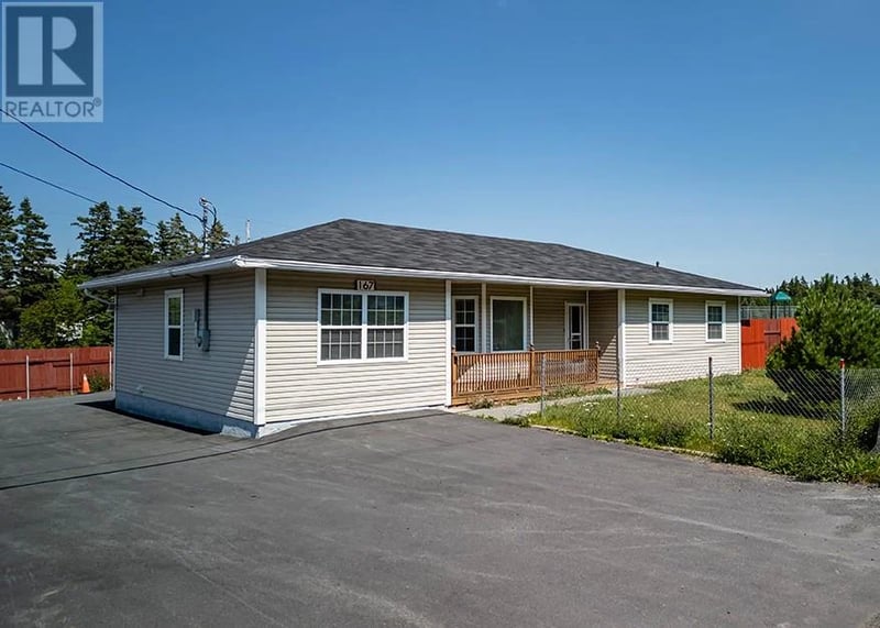 167 Main Road, Southeast Placentia, Newfoundland & Labrador, A0B2Y0, Southeast Placentia, Newfoundland & Labrador — photo 1 of 5
