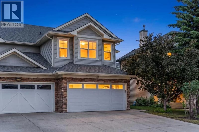 43 Cougar Ridge Bay Southwest, Calgary, Alberta, T3H5C4, Calgary, Alberta — photo 1 of 5