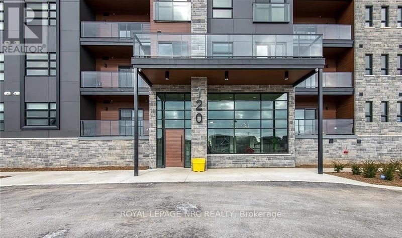#300 120 Summersides Boulevard, Pelham (Fonthill), Ontario, L3E0C2, Pelham (Fonthill), Ontario — photo 1 of 5