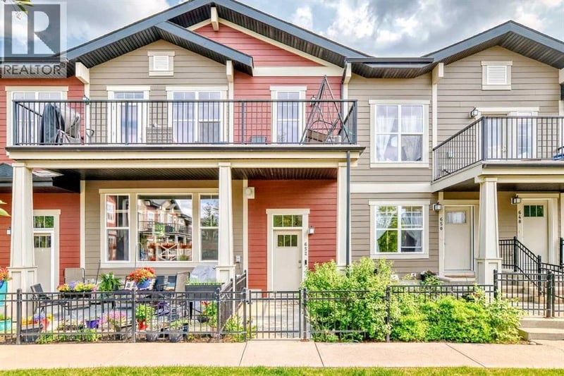 652 Cranford Walk Southeast, Calgary, Alberta, T2M3C6, Calgary, Alberta — photo 1 of 5