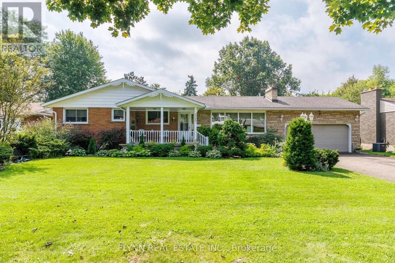 7260 McColl Drive, Niagara Falls (Casey), Ontario, L2J1G8, Niagara Falls (Casey), Ontario — photo 1 of 5