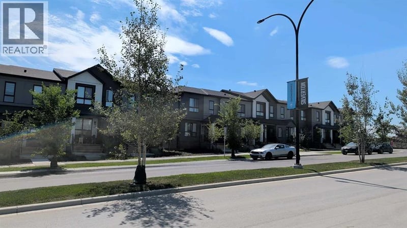 24 Silverton Glen Green Southwest, Calgary, Alberta, T2X5B8, Calgary, Alberta — photo 1 of 5