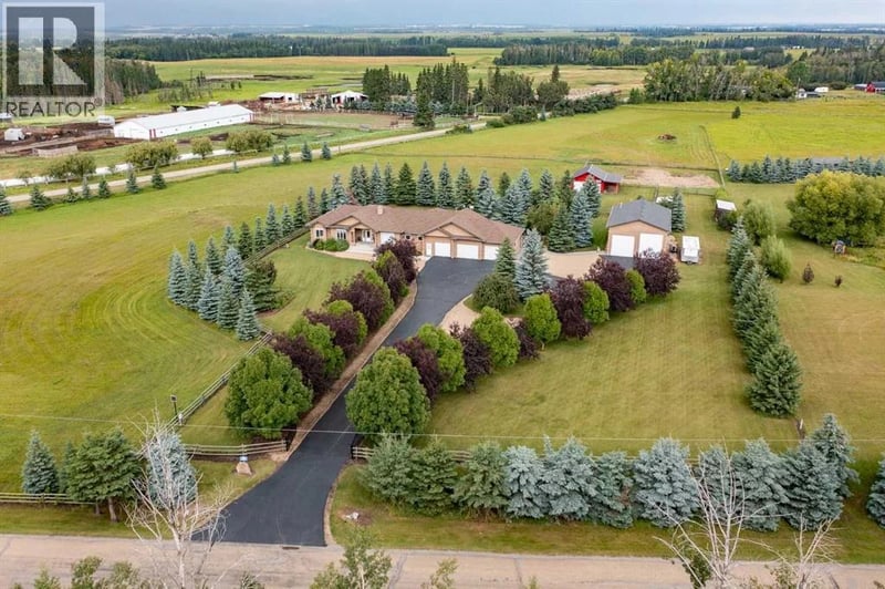 261066 Township Road 422, Rural Ponoka County, Alberta, T4J1R3, Rural Ponoka County, Alberta — photo 1 of 5