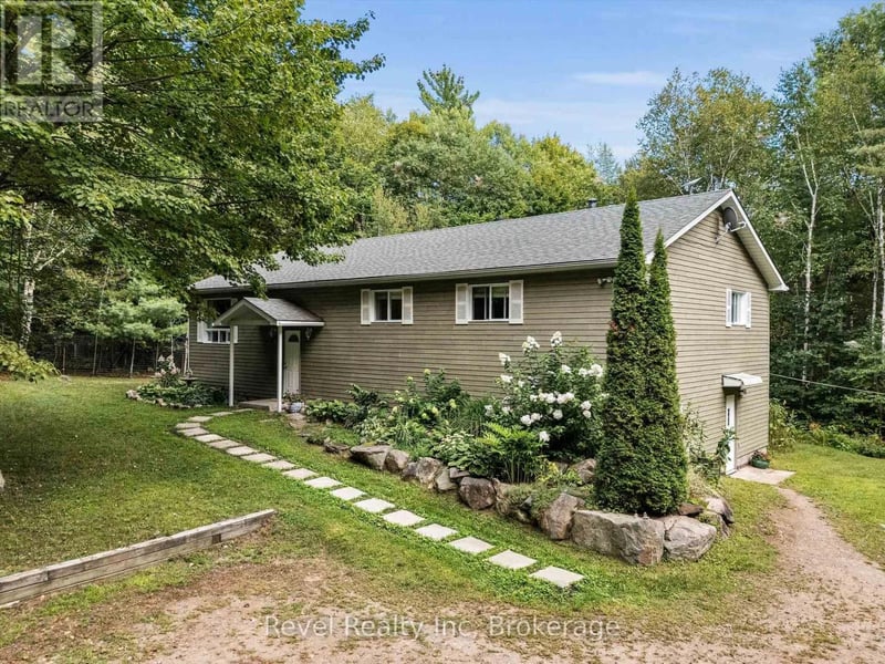 1326 Echo Lake Road, Lake of Bays (Mclean), Ontario, P0B1A0, Lake of Bays (Mclean), Ontario — photo 1 of 5