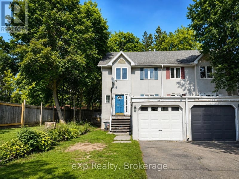560 John Street South, Gravenhurst (Muskoka (S)), Ontario, P1P1J9, Gravenhurst (Muskoka (S)), Ontario — photo 1 of 5