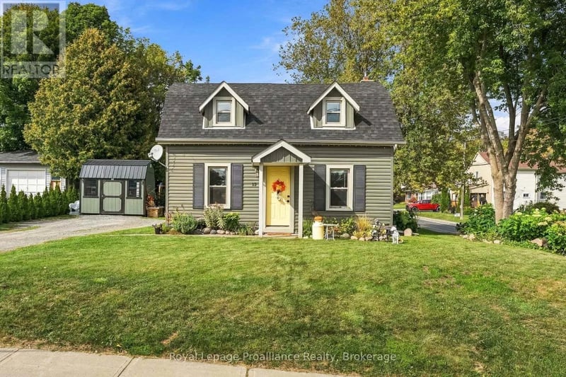 12 Singleton Street, Brighton, Ontario, K0K1H0, Brighton, Ontario — photo 1 of 5