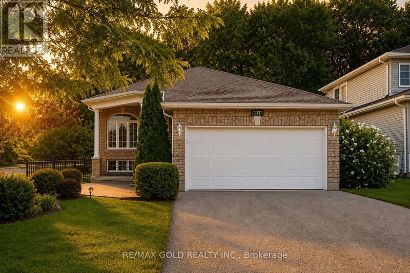 117 Wawinet Street, Midland, Ontario, L4R5A9, Midland, Ontario — photo 1 of 5