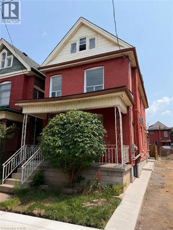 #2 58 ST. MATTHEWS Avenue, Hamilton, Ontario, L8L5P3, Hamilton, Ontario — photo 1 of 5