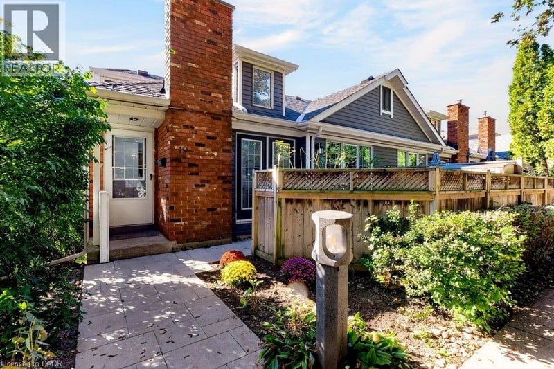 #19 175 FIDDLERS GREEN Drive, Ancaster, Ontario, L9G4X7, Ancaster, Ontario — photo 1 of 5
