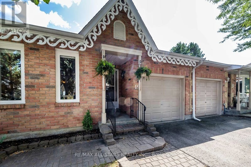 #19 19 Adams Court, Uxbridge, Ontario, L9P1G2, Uxbridge, Ontario — photo 1 of 5