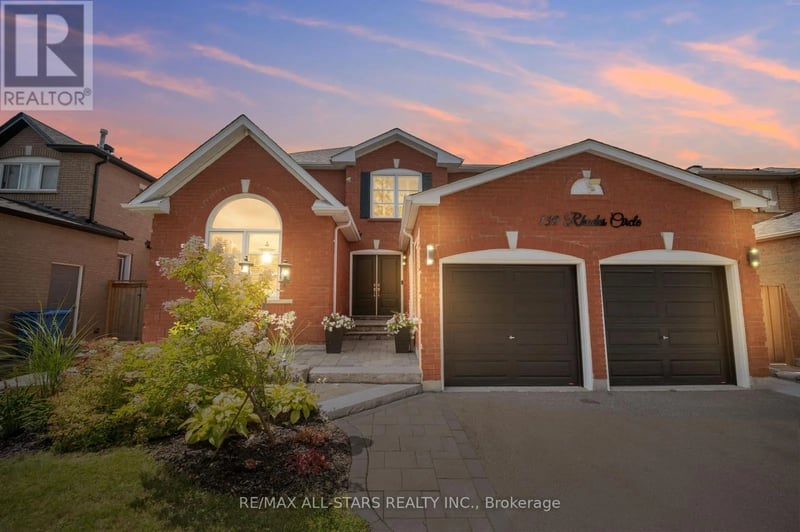 139 Rhodes Circle, Newmarket (Glenway Estates), Ontario, L3X1V2, Newmarket (Glenway Estates), Ontario — photo 1 of 5
