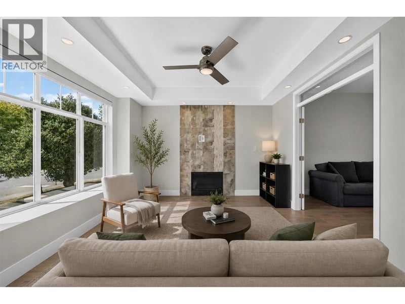 4809 GEORGIA Street, Burnaby, British Columbia, V5C2W1, Burnaby, British Columbia — photo 1 of 5