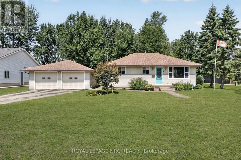 930 EDGEMERE Road, Fort Erie (Crescent Park), Ontario, L2A1A8, Fort Erie (Crescent Park), Ontario — photo 1 of 5