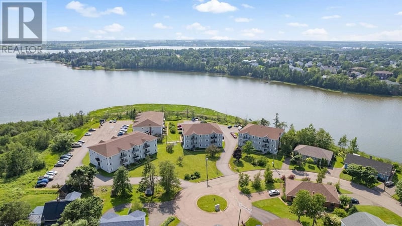 #18 22 Waterview Heights, Charlottetown, Prince Edward Island, C1A9J8, Charlottetown, Prince Edward Island — photo 1 of 5