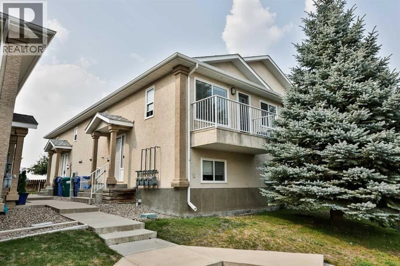 304 Highlands Boulevard West, Lethbridge, Alberta, T1J4X7, Lethbridge, Alberta — photo 1 of 5