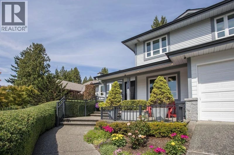829 ALAMA Avenue, Coquitlam, British Columbia, V3K2Z8, Coquitlam, British Columbia — photo 1 of 5