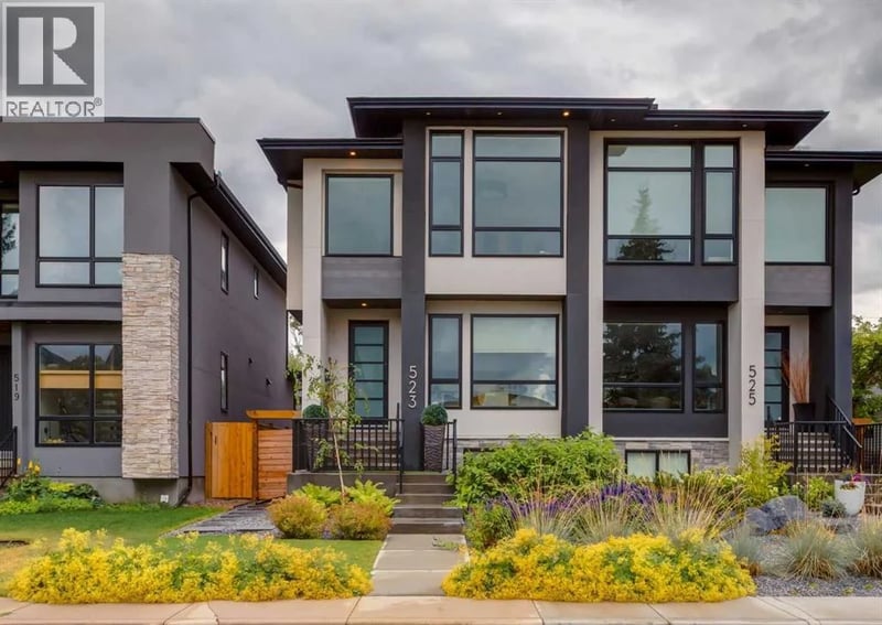 523 22 Avenue Northwest, Calgary, Alberta, T2M1N5, Calgary, Alberta — photo 1 of 5