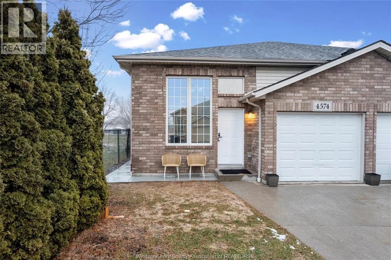 4574 TUMBLEWEED Crescent, Windsor, Ontario, N9G3C2, Windsor, Ontario — photo 1 of 5