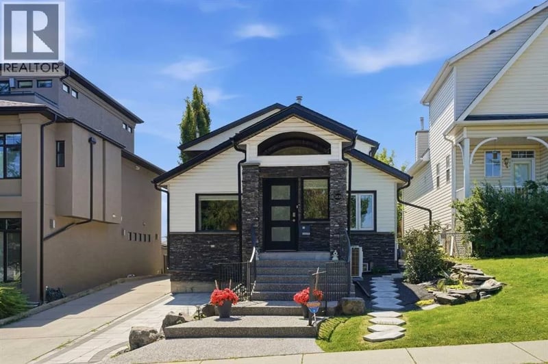 1835 29 Avenue Southwest, Calgary, Alberta, T2T1M9, Calgary, Alberta — photo 1 of 5