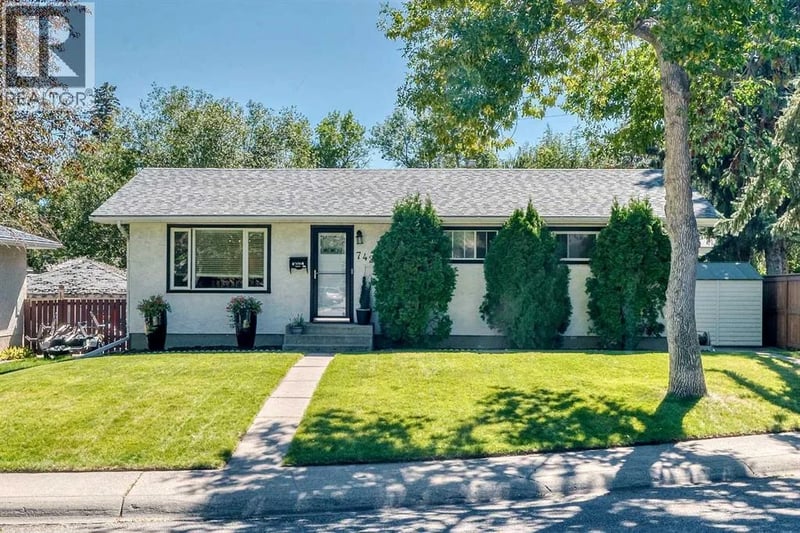 7427 Fountain Road Southeast, Calgary, Alberta, T2H0W9, Calgary, Alberta — photo 1 of 5