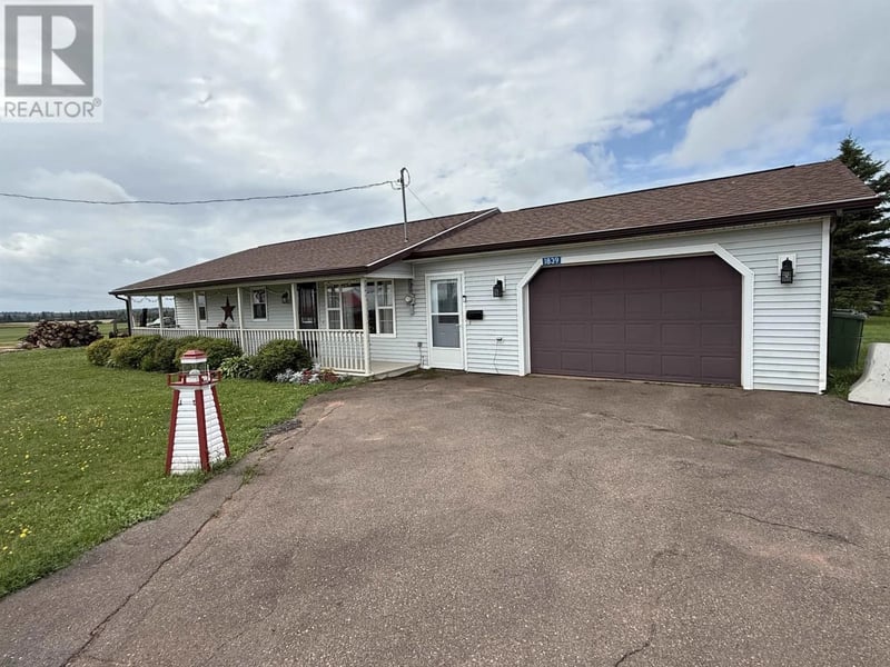 1839 RTE 20, Malpeque, Prince Edward Island, C0B1M0, Malpeque, Prince Edward Island — photo 1 of 5