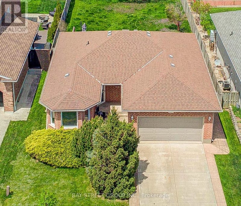 #Lower 8223 MARCON Street, Niagara Falls (Ascot), Ontario, L2H3A9, Niagara Falls (Ascot), Ontario — photo 1 of 5