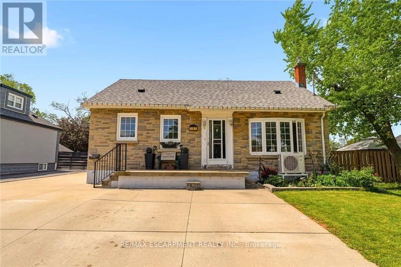 191 Millen Road, Hamilton (Stoney Creek), Ontario, L8E2G4, Hamilton (Stoney Creek), Ontario — photo 1 of 5