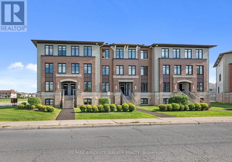 2414 Esprit Drive, Ottawa, Ontario, K4A0R2, Ottawa, Ontario — photo 1 of 5