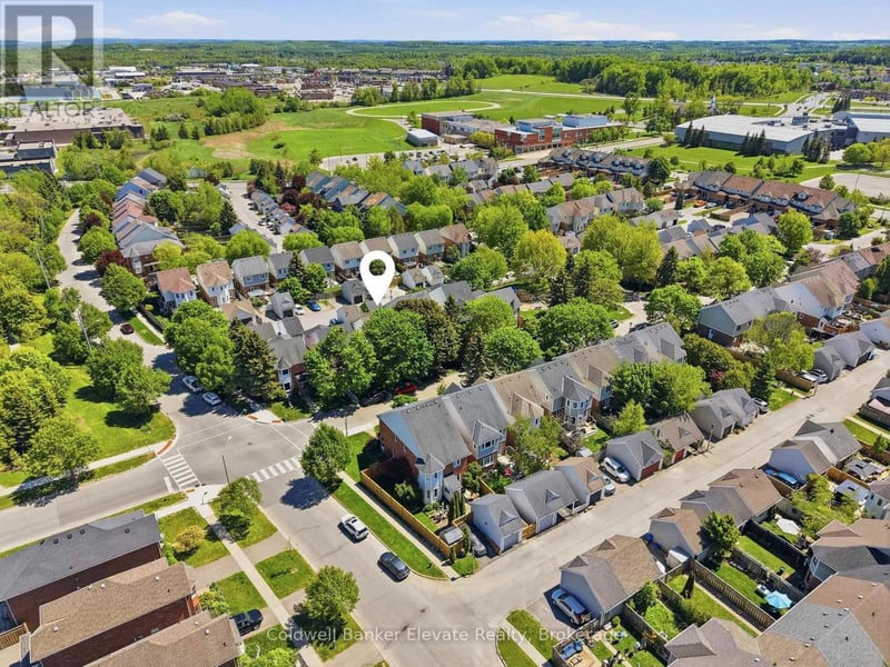 334 Cottonwood Street, Orangeville, Ontario, L9W4X7, Orangeville, Ontario — photo 1 of 5