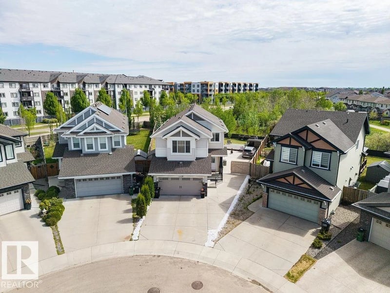 13703 166 AV NW, Edmonton, Alberta, T6V0H5, Edmonton, Alberta — photo 1 of 5