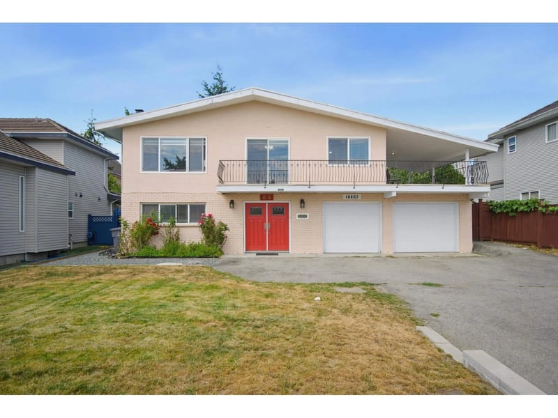 18463 56 Avenue, Surrey, British Columbia, V3S8J3, Surrey, British Columbia — photo 1 of 5